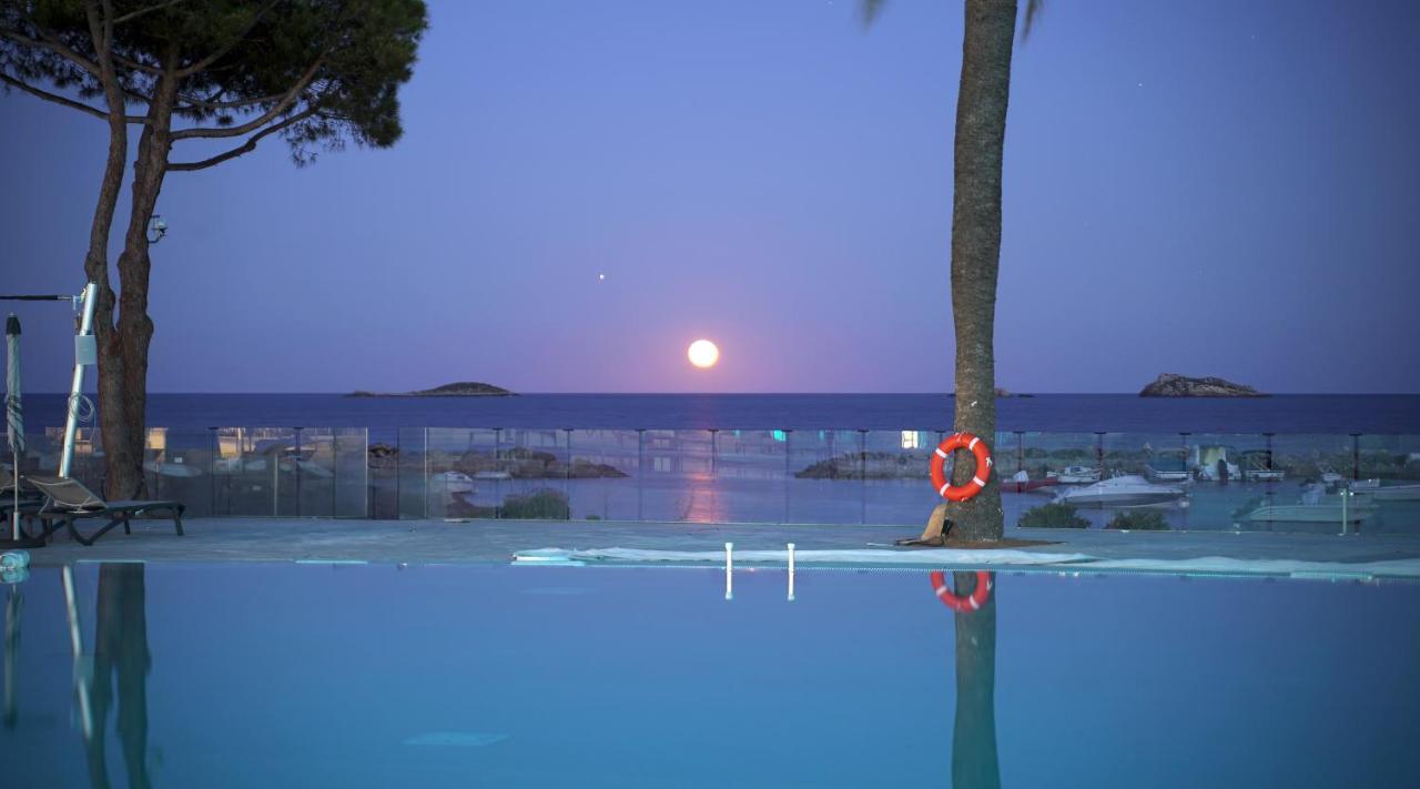 The Ibiza Twiins - 4* Sup Hotel Playa d'en Bossa Luaran gambar