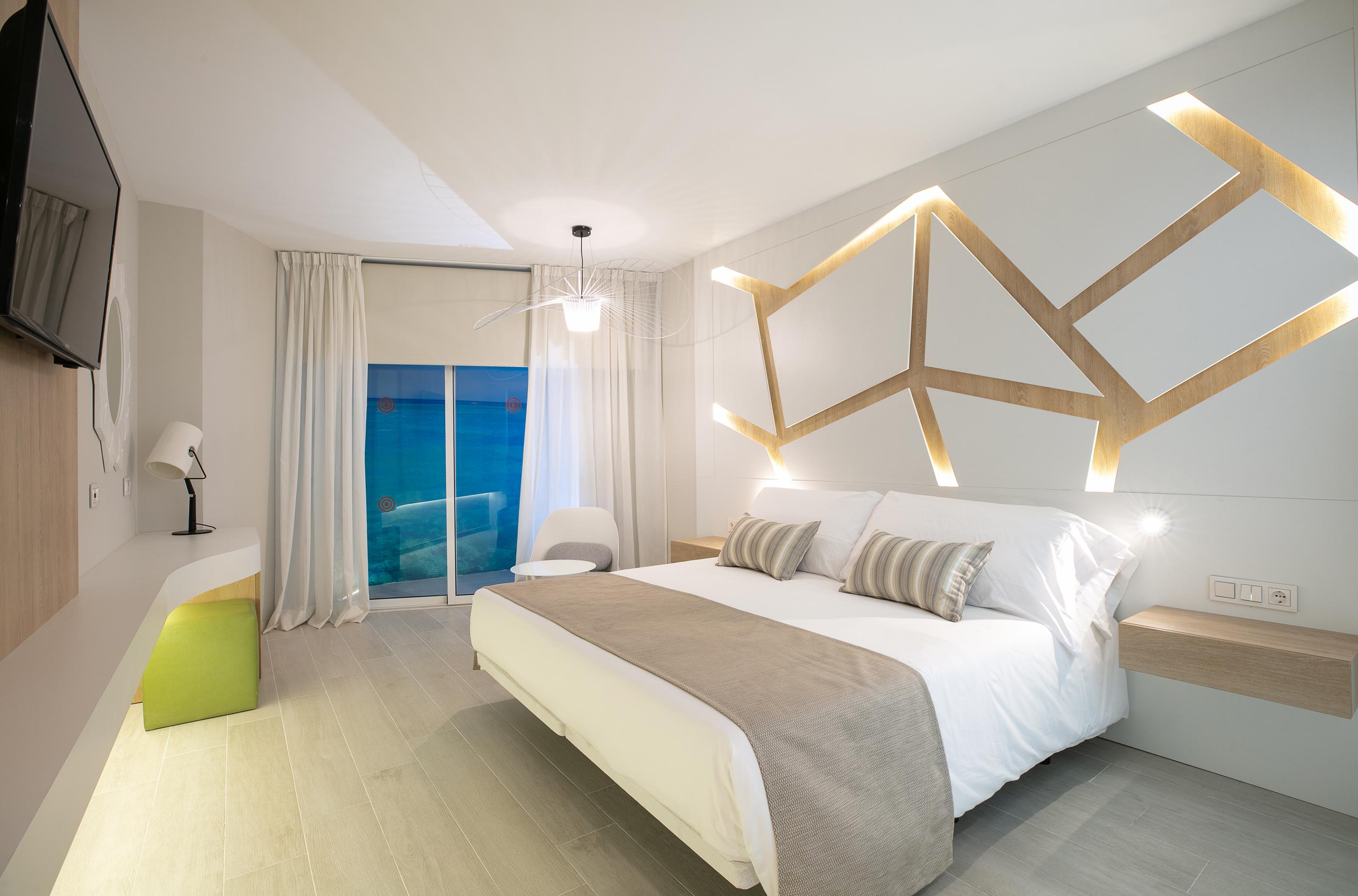 The Ibiza Twiins - 4* Sup Hotel Playa d'en Bossa Restoran gambar