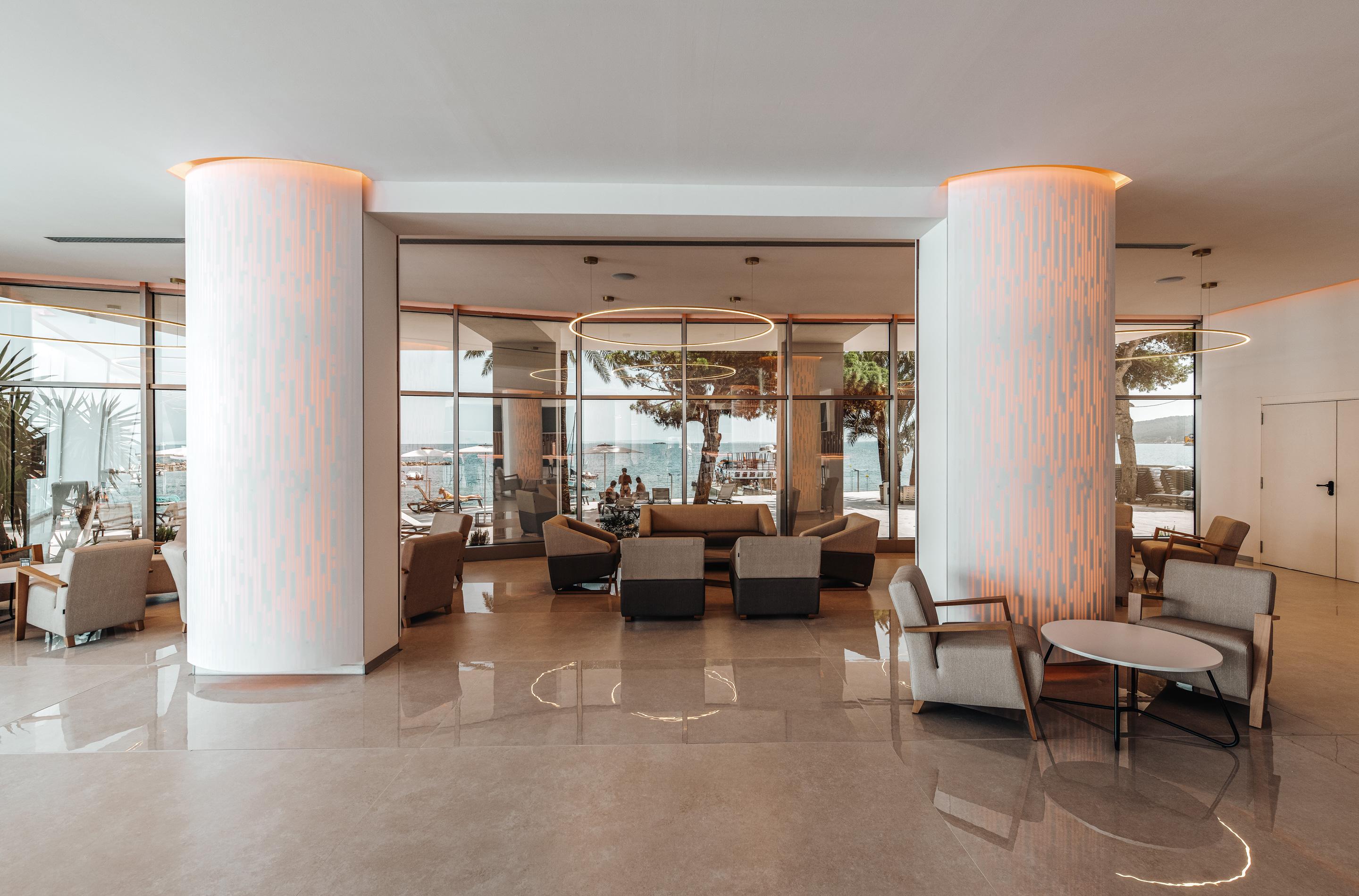 The Ibiza Twiins - 4* Sup Hotel Playa d'en Bossa Luaran gambar