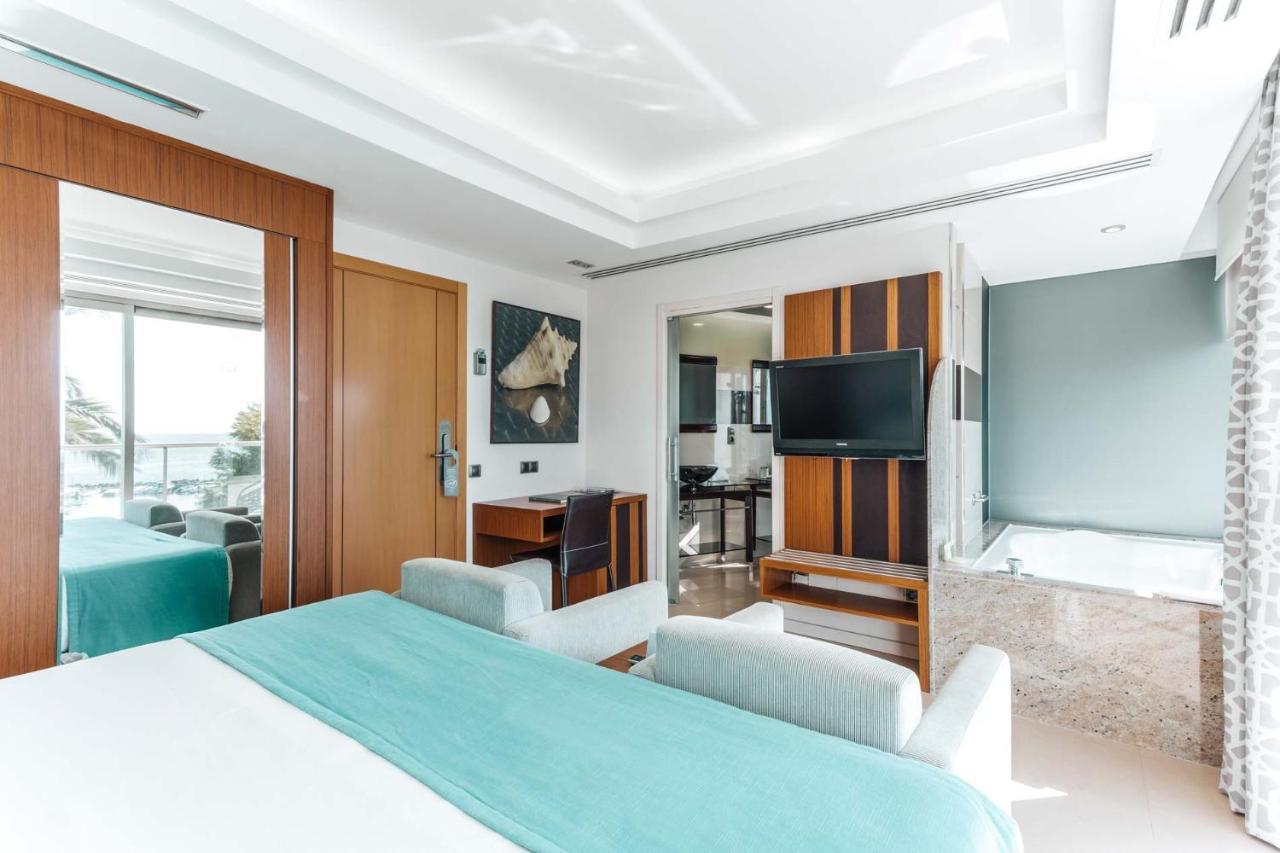 The Ibiza Twiins - 4* Sup Hotel Playa d'en Bossa Luaran gambar