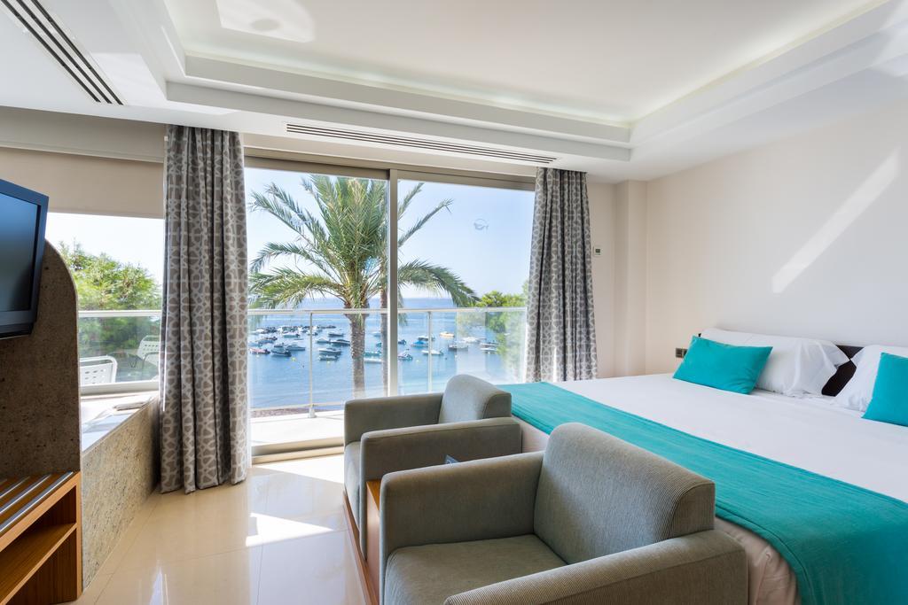 The Ibiza Twiins - 4* Sup Hotel Playa d'en Bossa Luaran gambar