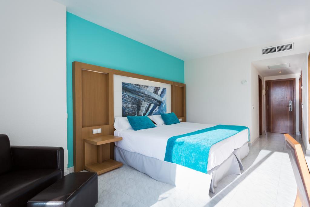 The Ibiza Twiins - 4* Sup Hotel Playa d'en Bossa Luaran gambar